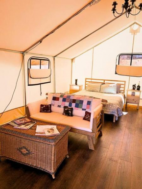 Silver Spur Homestead Luxury Glamping - The Cowboy